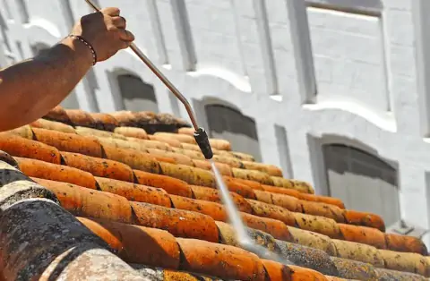 Nettoyage de toitures - Ponts sur Seulles